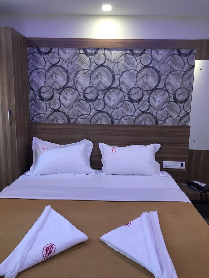 Hotel Grand Suites Бенґалуру Екстер'єр фото